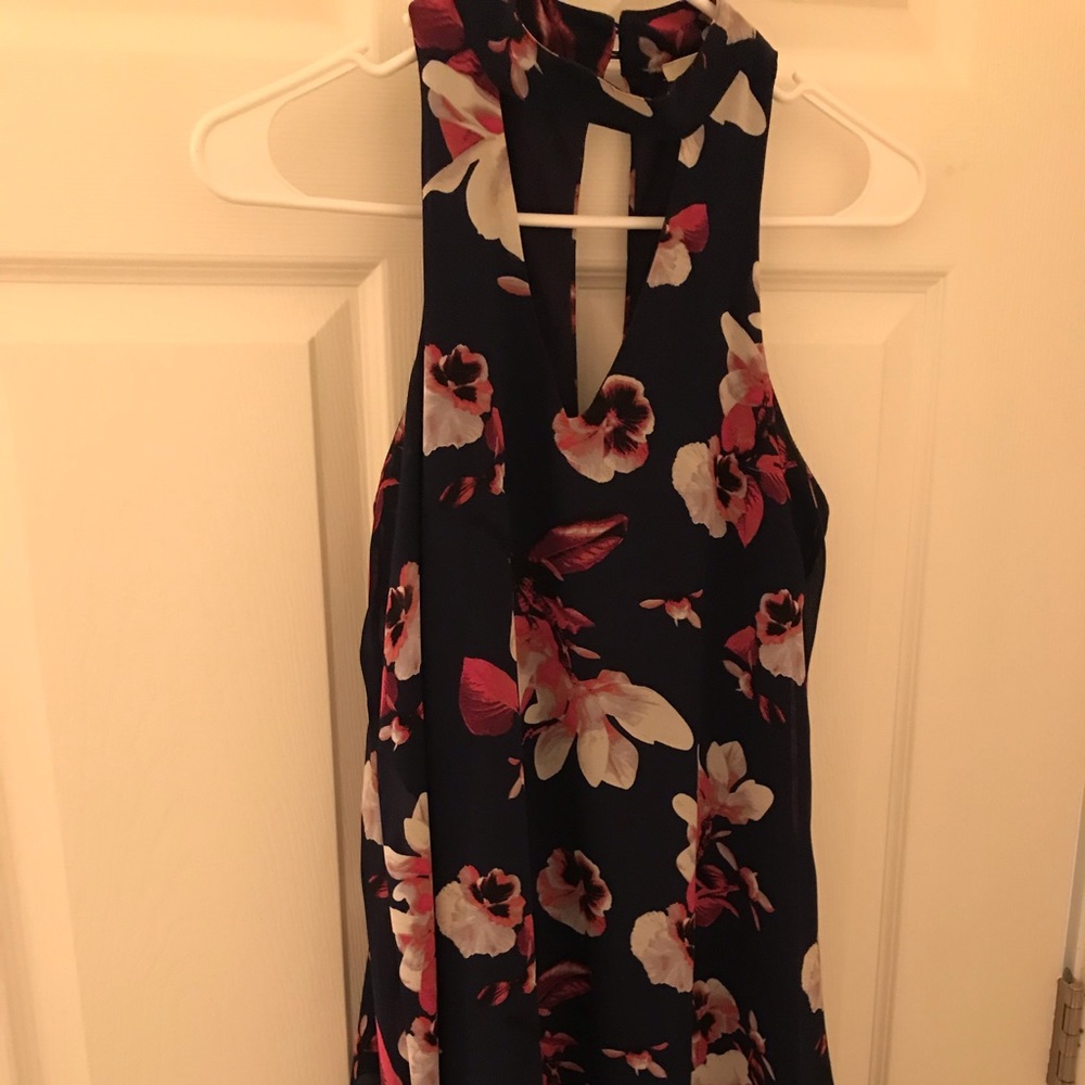 miami dress with triangle cut in the front